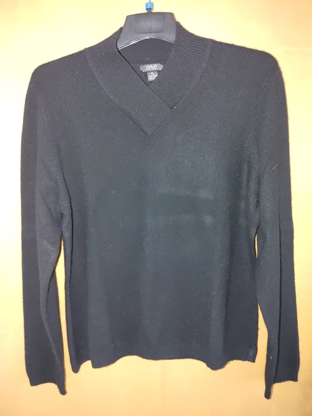 PRIVE Woman's 100% Cashmere long Sleeves Knit Sweater Size XL Used